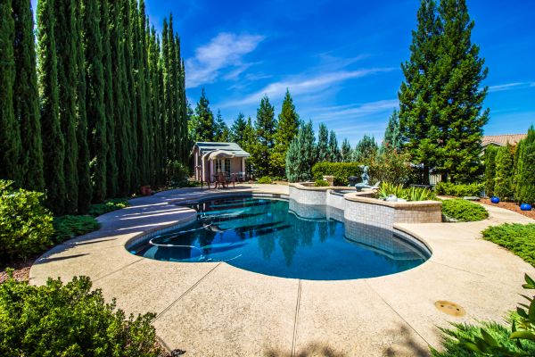 Pool Pavement Repair in Independence
